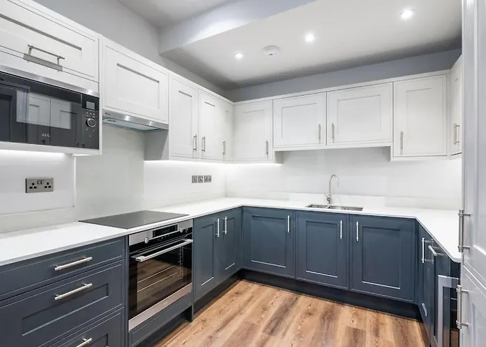 City Apartments - Clifton Green 2 Bedroom Apartment